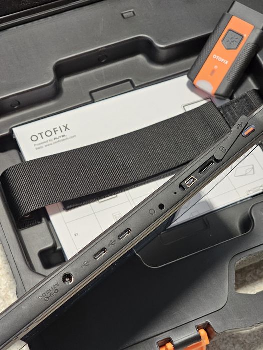 • OTOFIX D1 ProS - Versão 2025 com Kit de Adaptadores OBD1 AUTEL