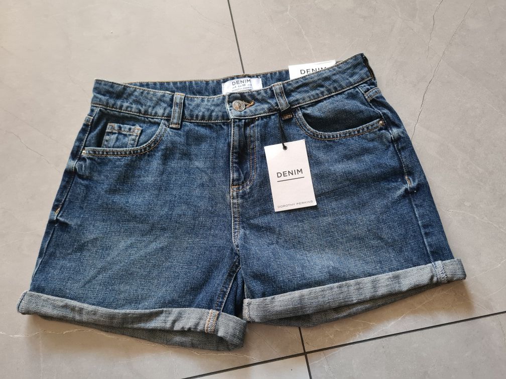 Spodenki jeansowe nowe 36