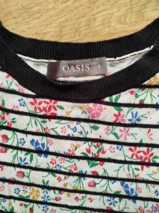 OASIS sweterek w kwiatki rozmiar S