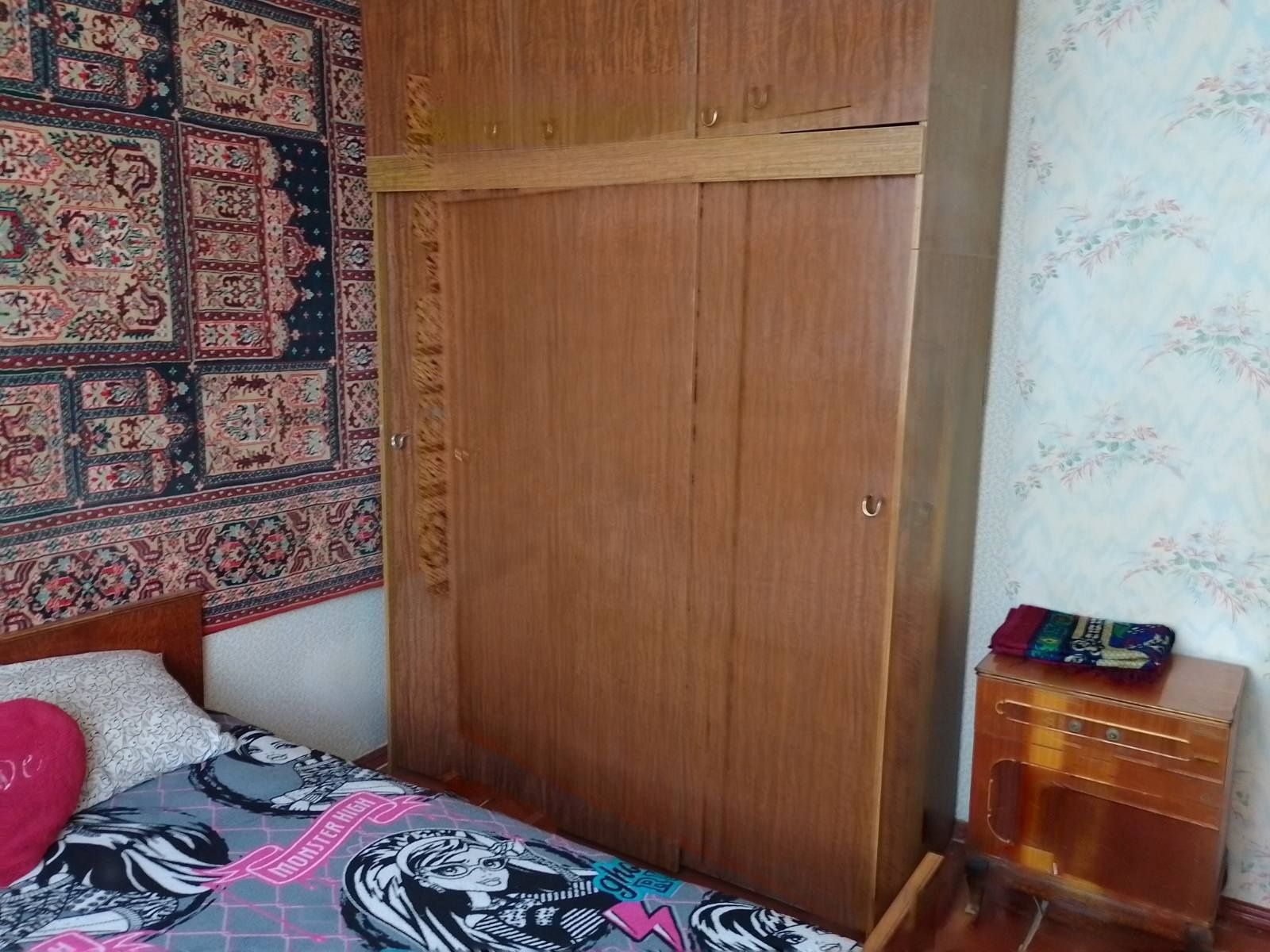 Сдам 2 кв улучшенку ,первый дом от м.Студенческая 522 м/р