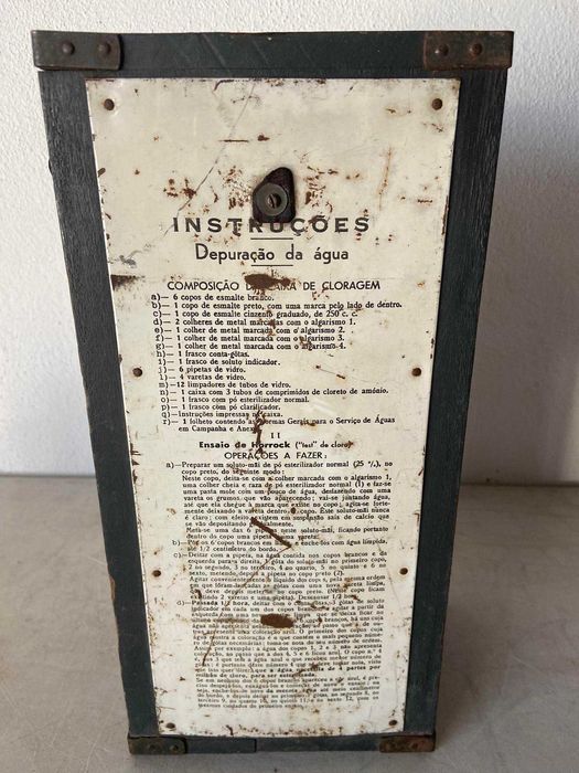 Laboratório militar portátil para depuração da água