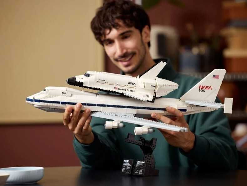 LEGO 10360 Літак-носій шатла ICONS  ЛЕГО 10360