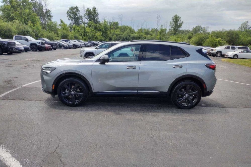 Buick Envision      2023