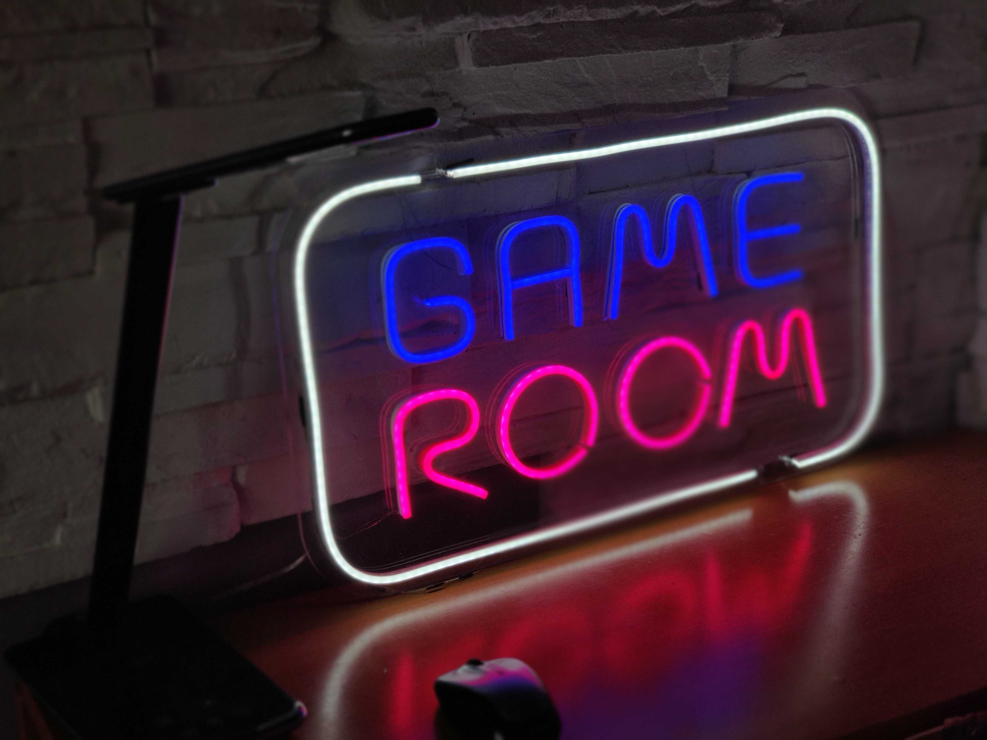 Neon LED napis GAME ROOM