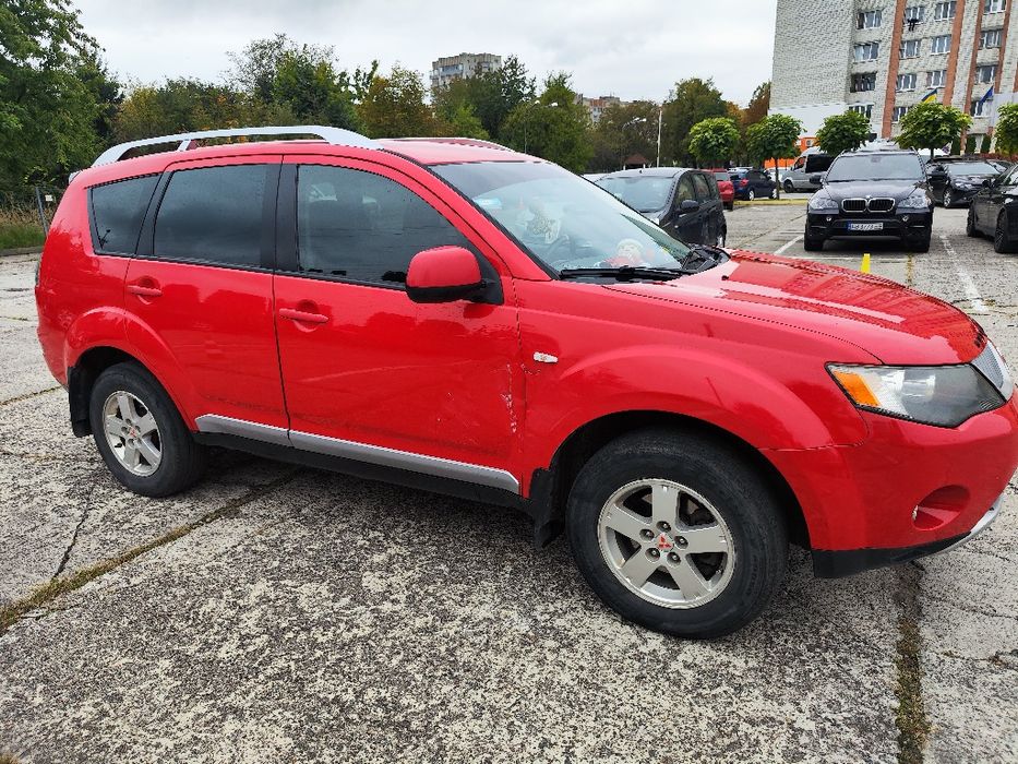 Mitsubishi outlander XL