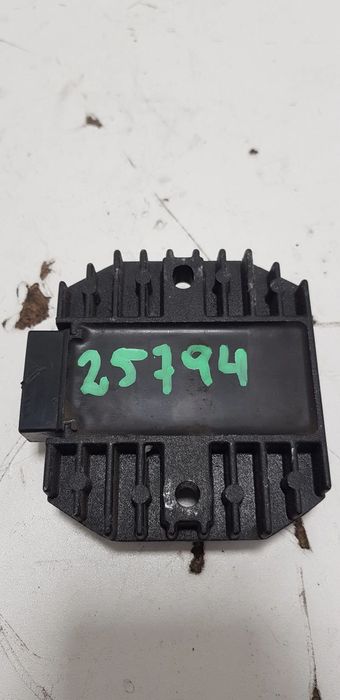 Yamaha Majesty SkylinerS 125 13+ Regulator Napięcia