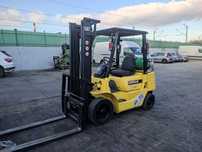 Caterpillar GP25 wózek widłowy 2,5T LPG