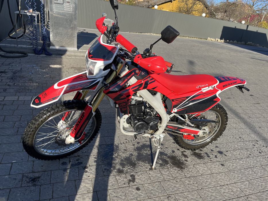 Продам CRF 250