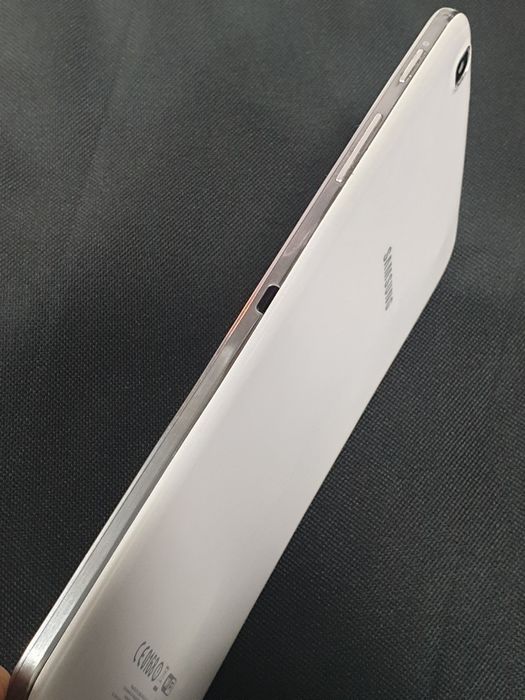 Планшет Samsung Galaxy Tab 3 "8Gb"(SM-T310)