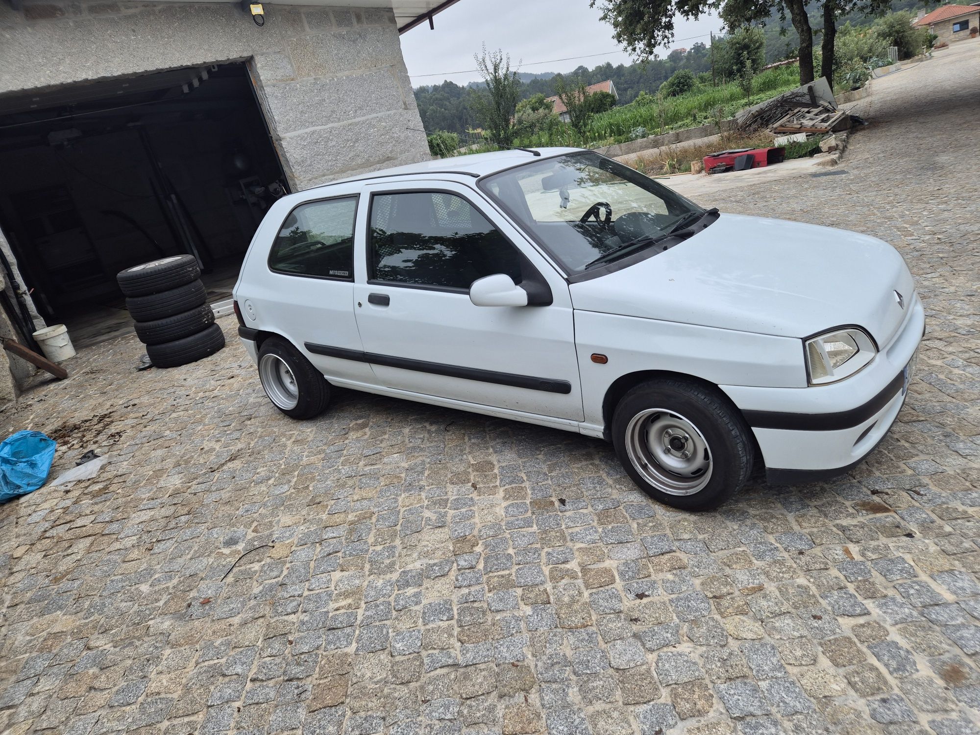 Renault clio 1  1.9d