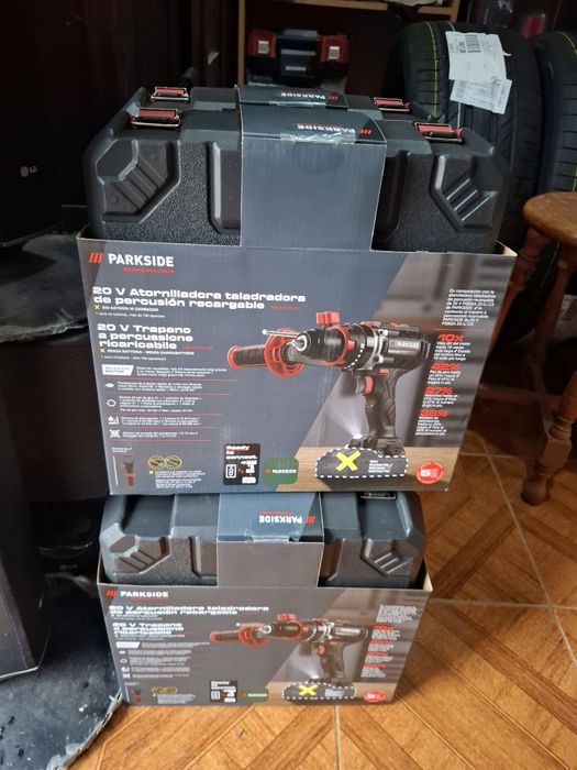 Aparafusadora 20v Performance com martelo (percussão)