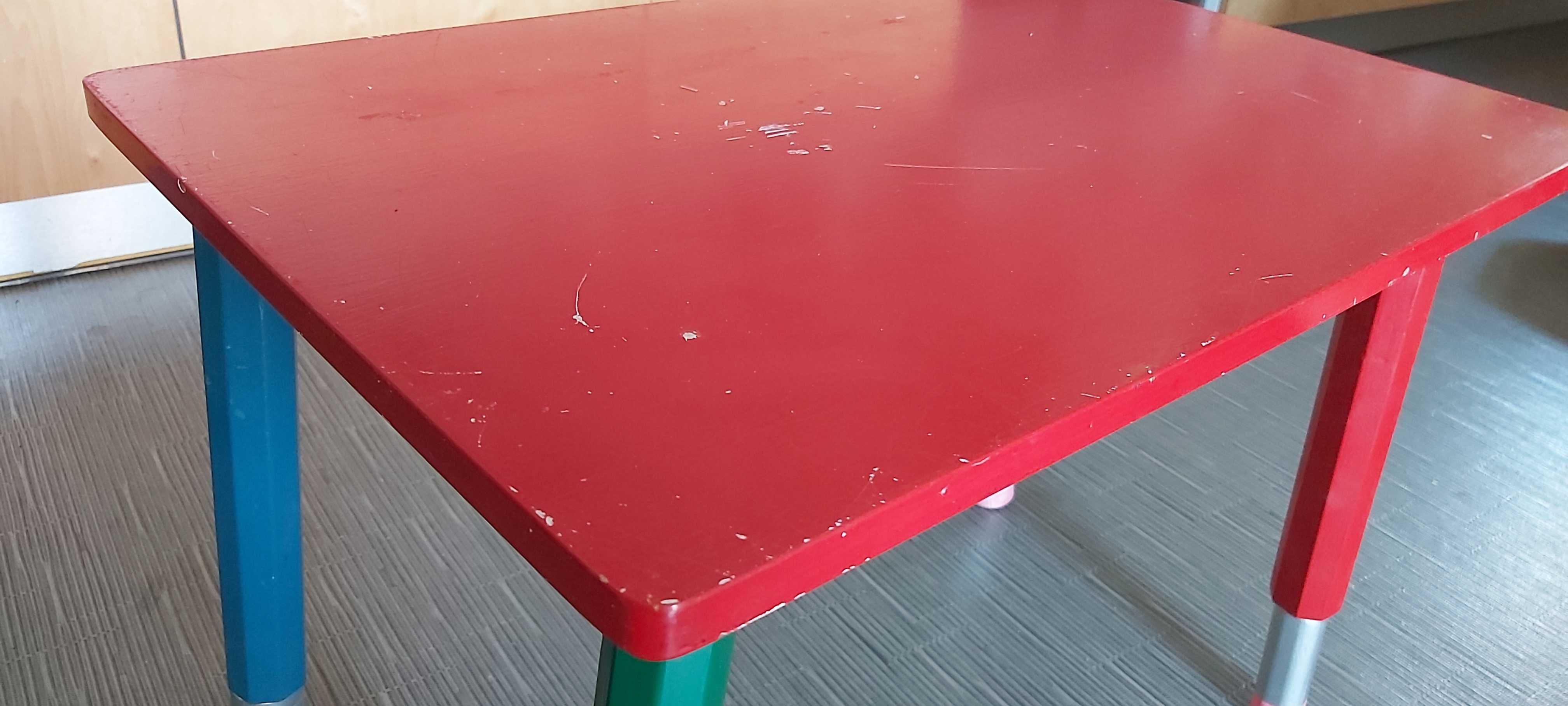 Zestaw mebli regał i stolik