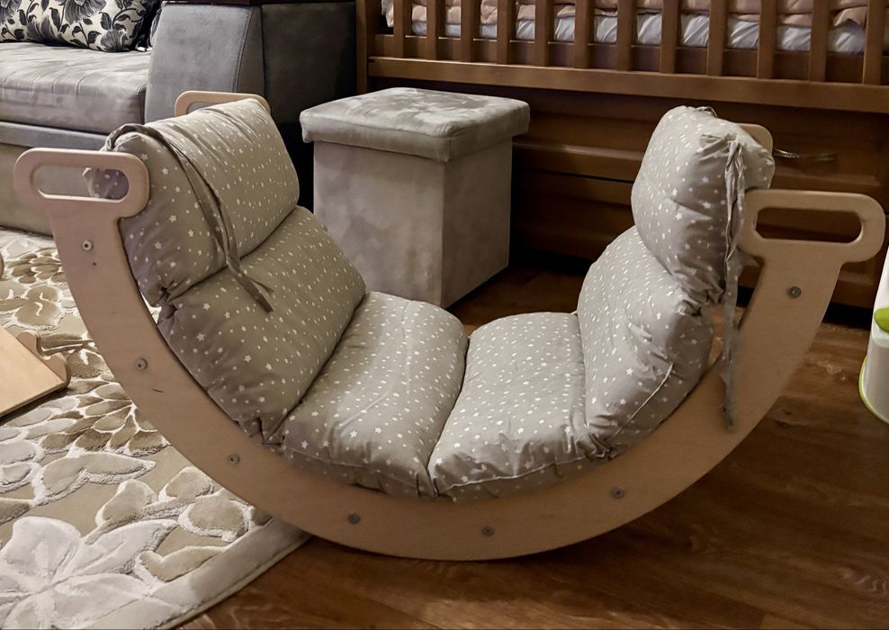 Дитячий комплекс Монтессорі. Трикутник Піклера. Арка гойдалка