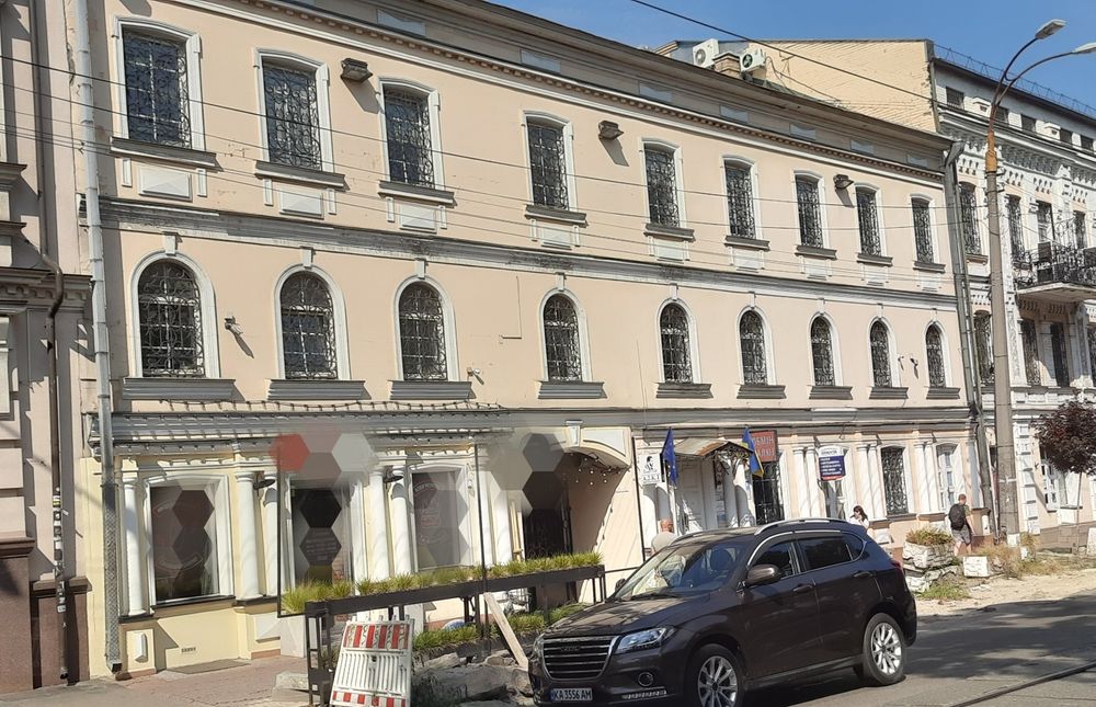 Пропонується в оренду приміщення під магазин/салон на Подолі