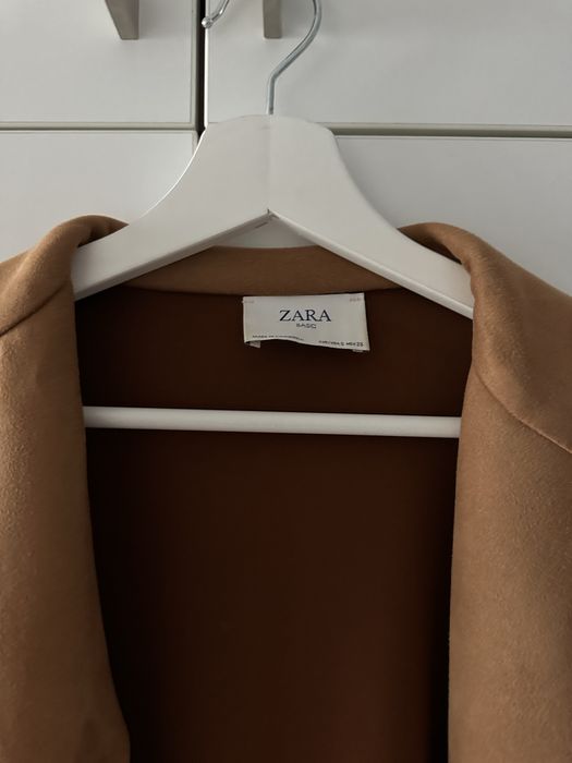 Płaszcz zamszowy Zara