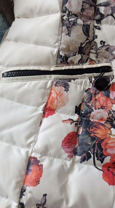 Жіночий зимовий пуховик, пальто