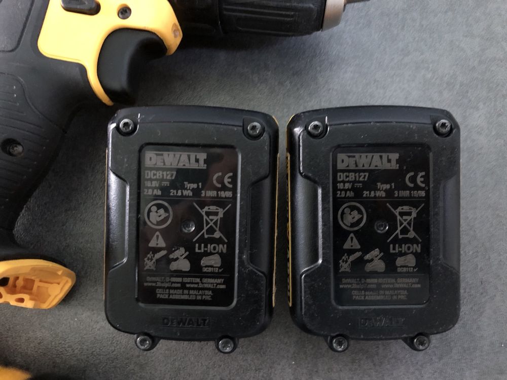 Акум.шуруповерт Dewalt DCD710+ ліхтар DCL508