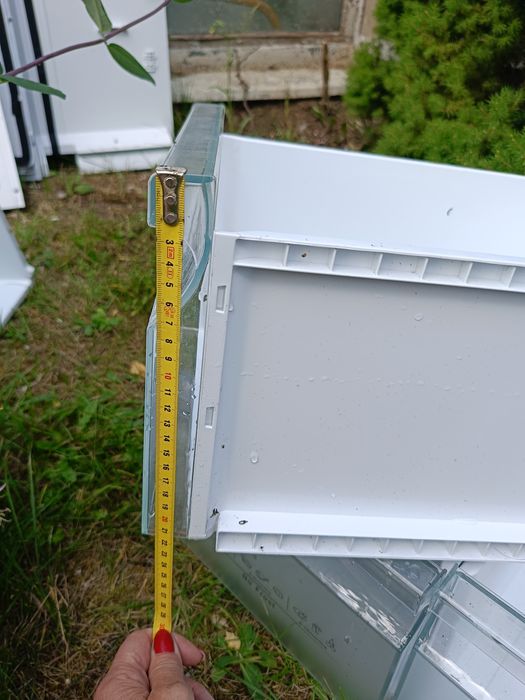 Szuflady.półki do lodówki Whirlpool WBA43982