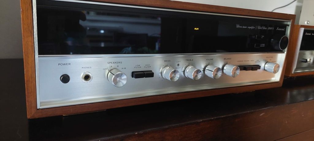 Amplificador Receiver Sansui