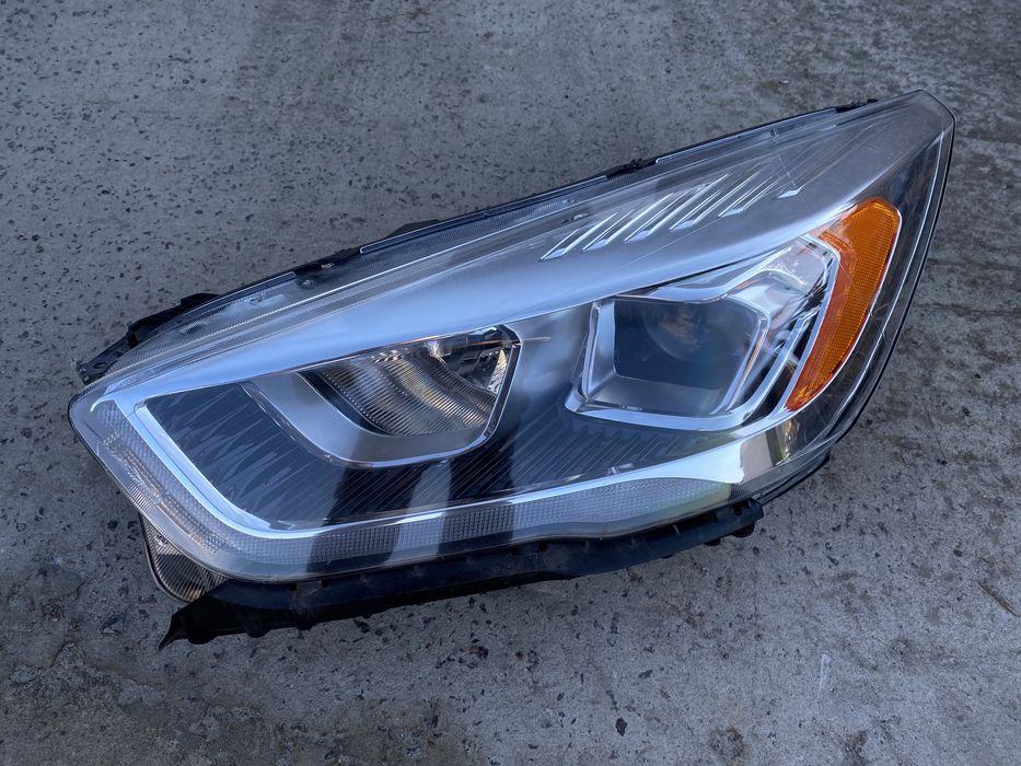 Ford Escape | Kuga 2015 - 2018 бампер, капот, крило, фара, радіатори