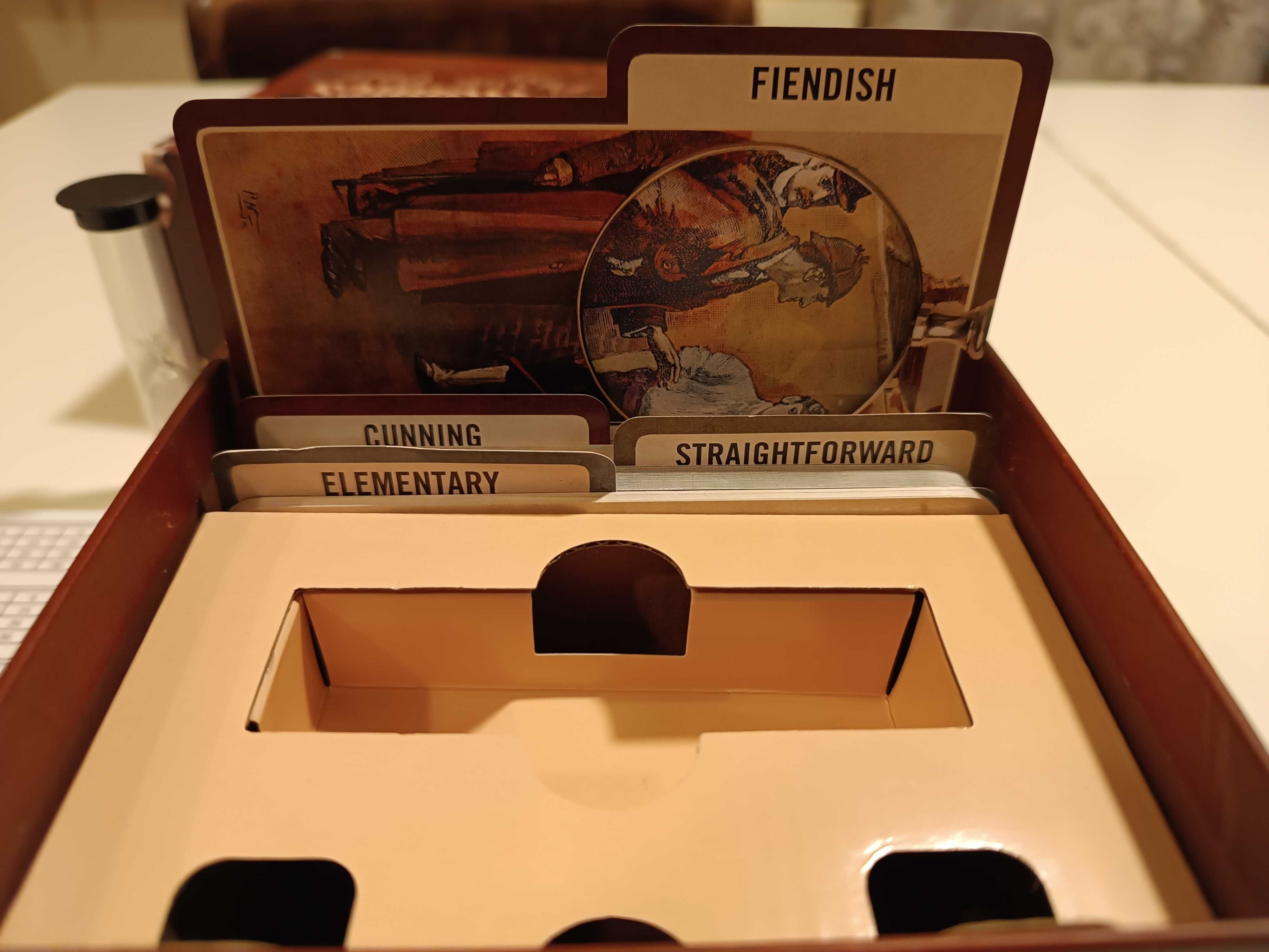 Sherlock Holmes Puzzle Case
