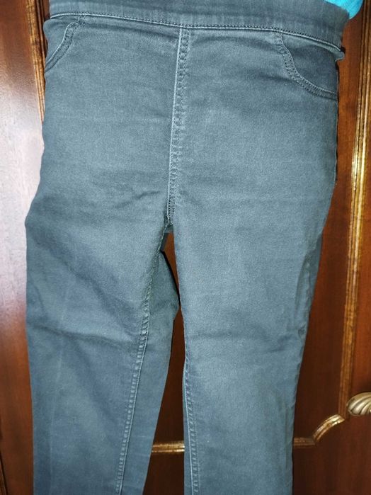 5 calças de ganga, com cintura elástica