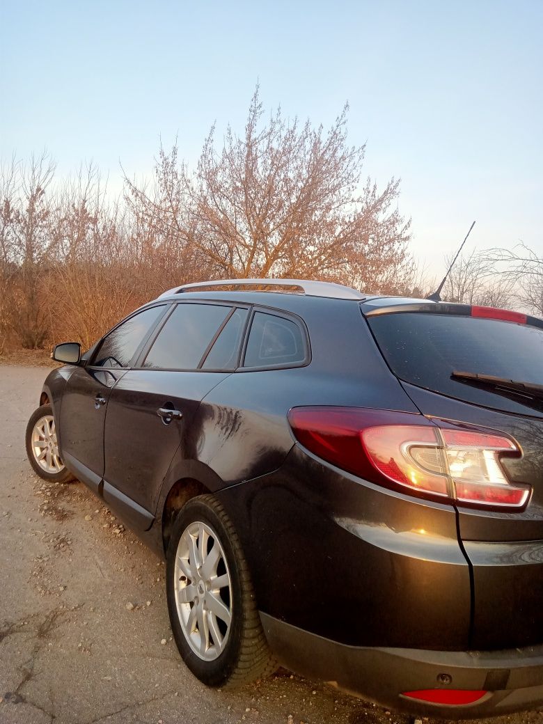 Продам Renault Megane 2011