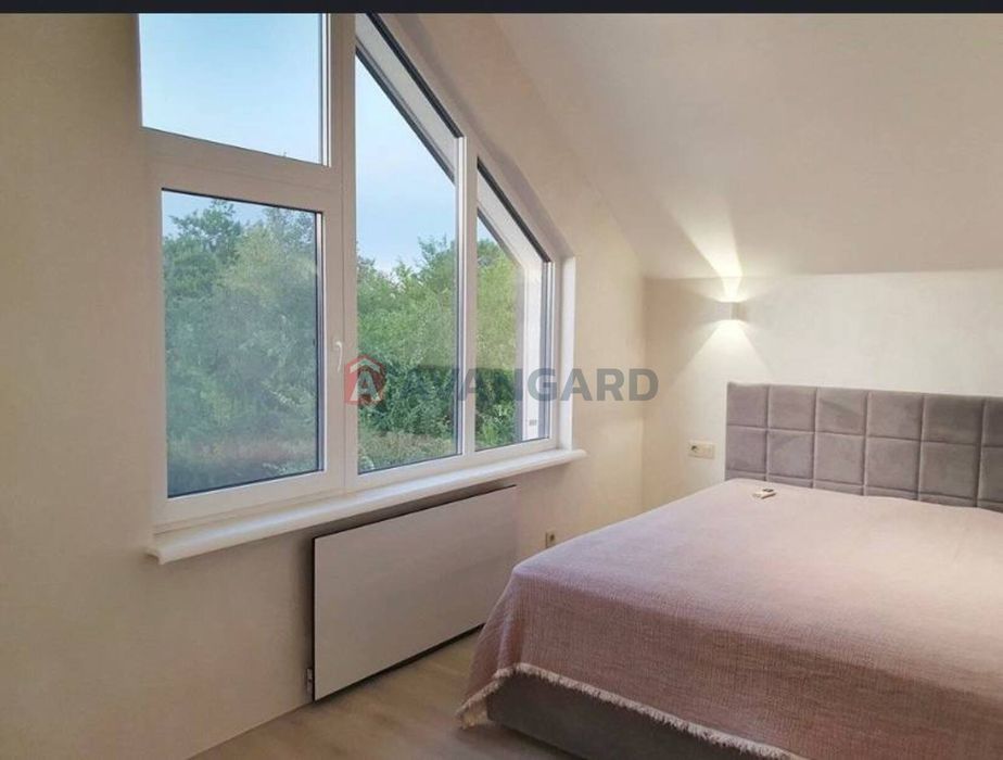 Продам современный дом. Новоалександровка