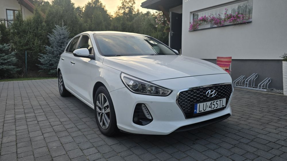 Hyundai i30  wersja Go! 1.6 crdi 100tyś przebieg. Bezwypadkowy
