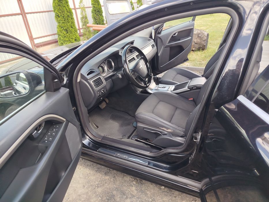 Volvo V70  2,4 D5.  4x4