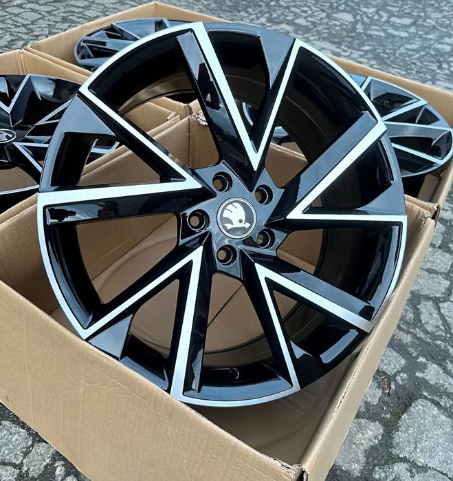Felgi Alu NOWE 19 Skoda Superb Octavia Kodiaq Karoq 5x112 VEGA