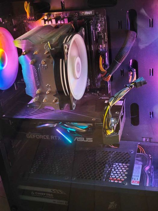 Ігровий комп'ютер rtx 2060, монітор , навушники та клавіатура