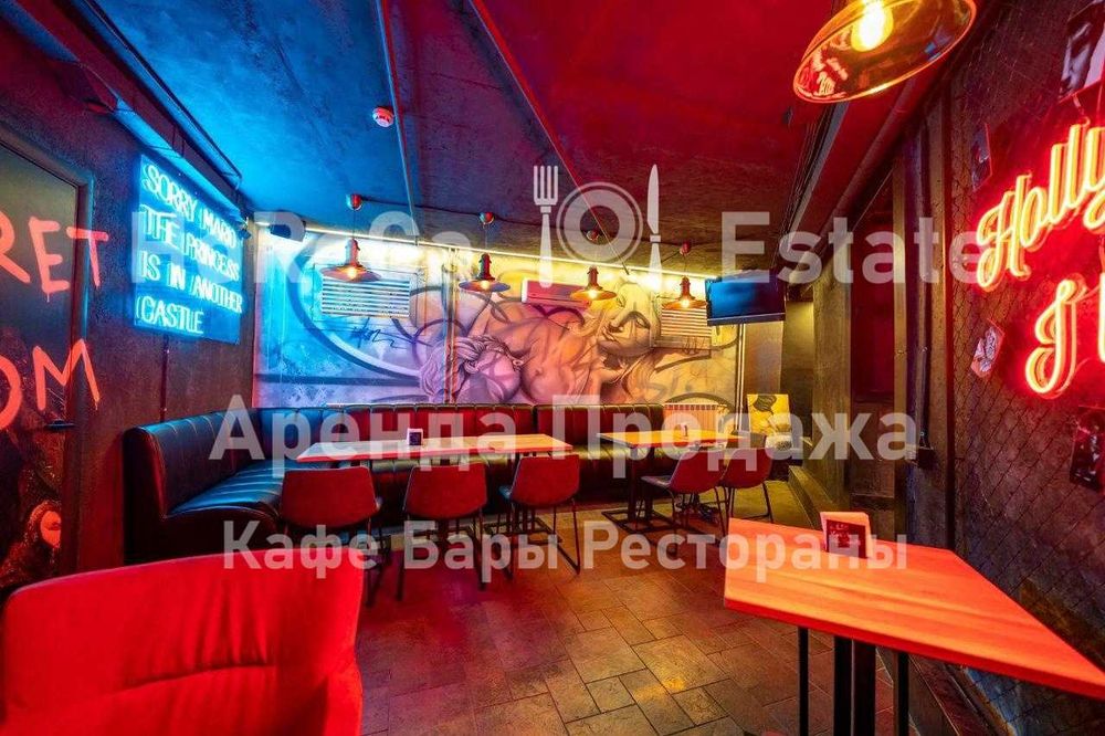 БЕЗ% Продажа. Фасад. Цоколь Кафе Паб Бар. 196м2 Подол