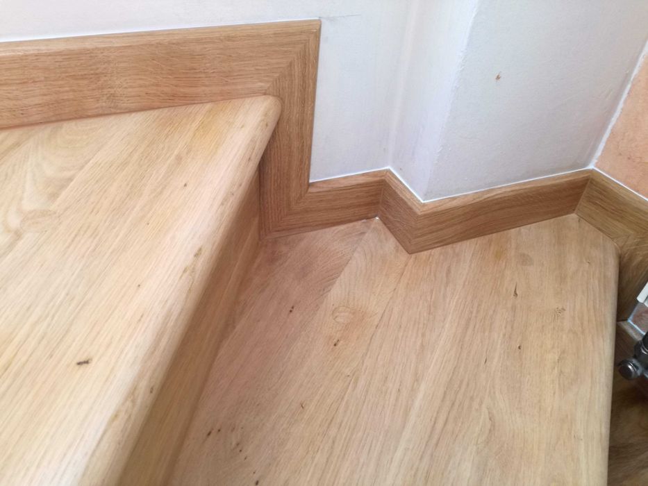 Montaż listew przypodłogowych  Woj. Łódzkie