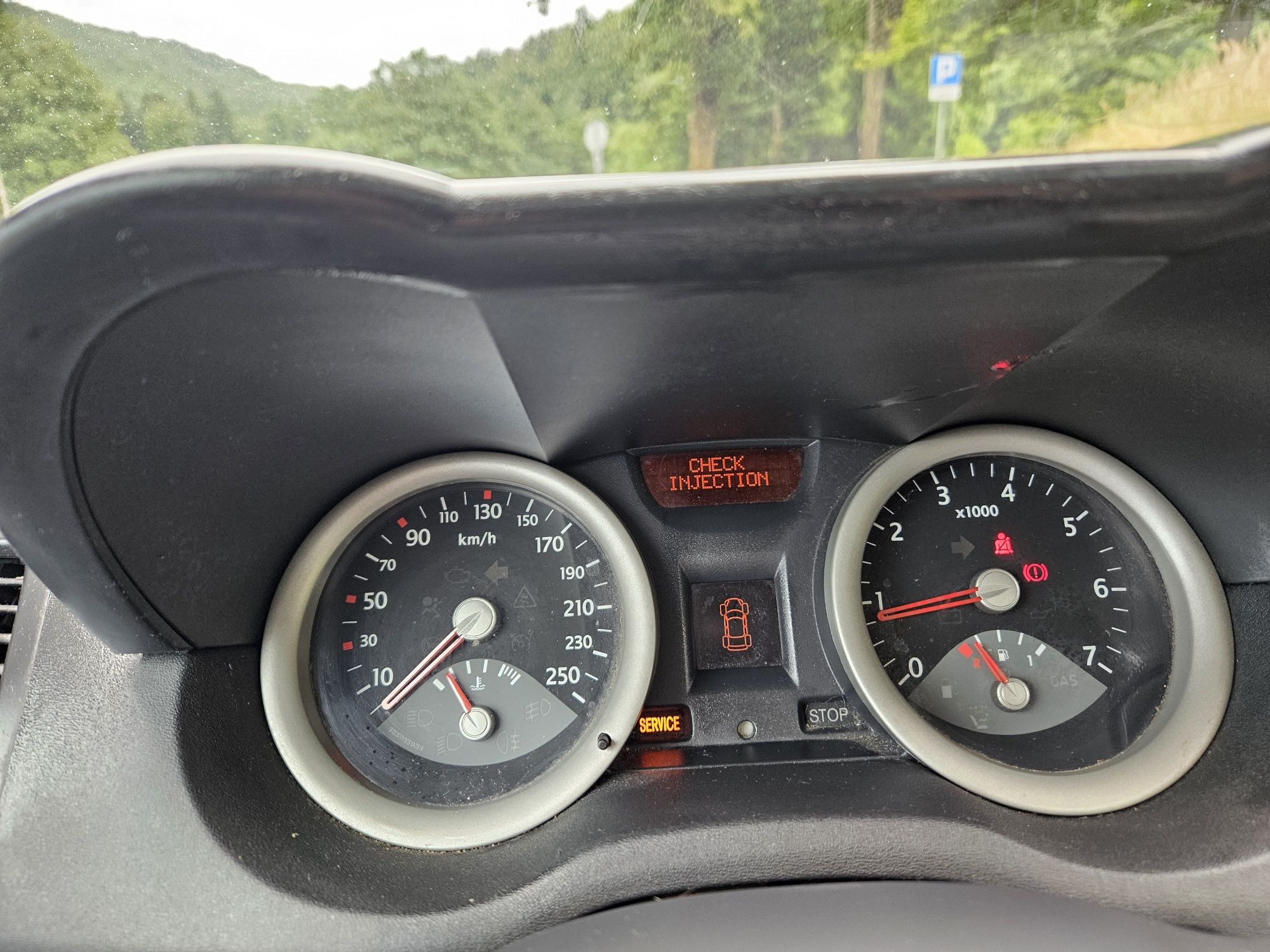 Renault Megane komplet opon zimowych na alusach gratis