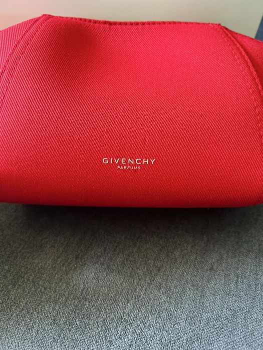 Сумка косметичка Givenchy