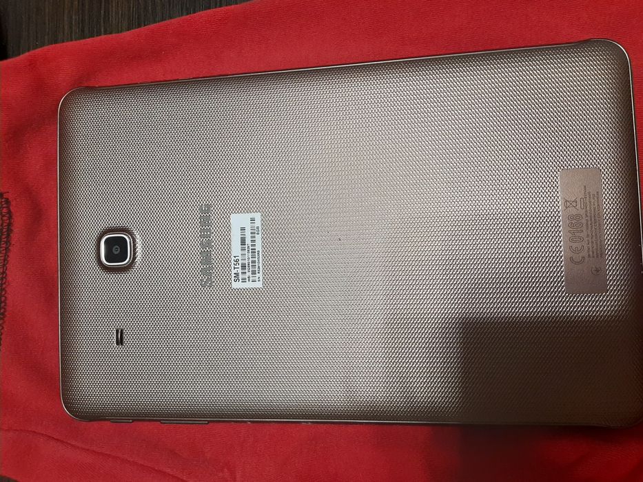 Планшет Samsung Galaxy Tab E