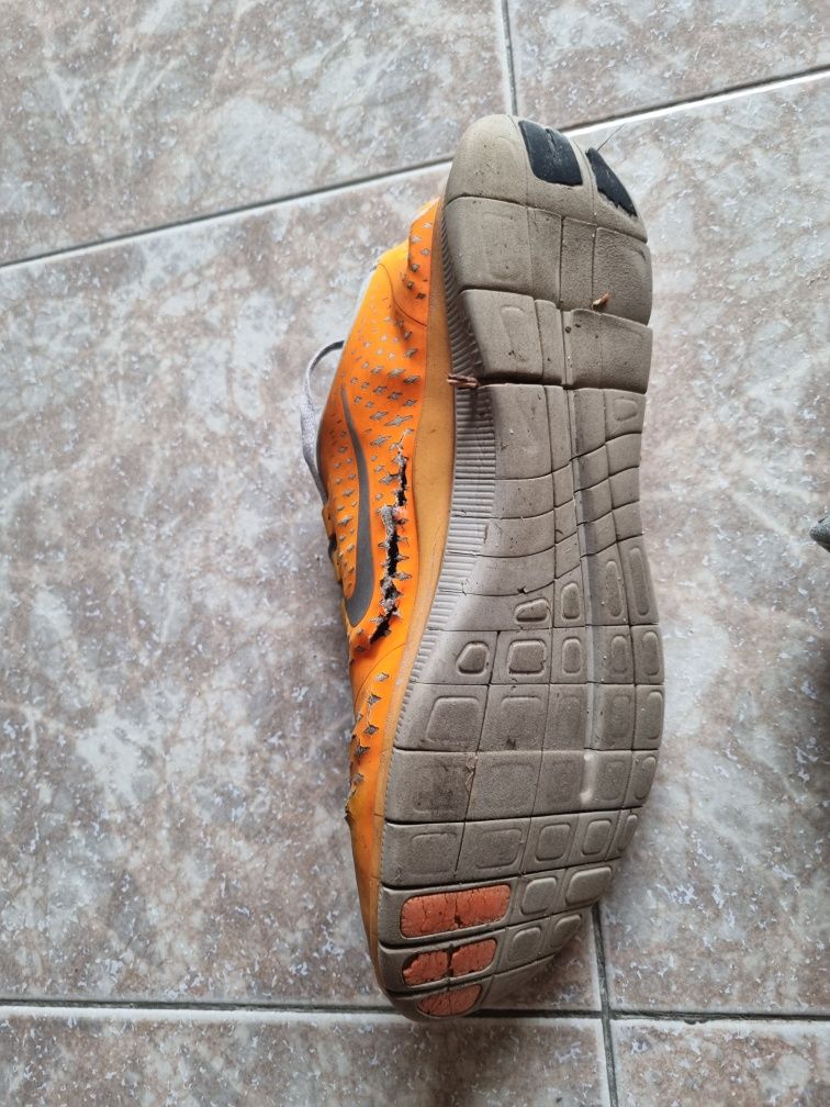 Sapatilha Nike Free 42