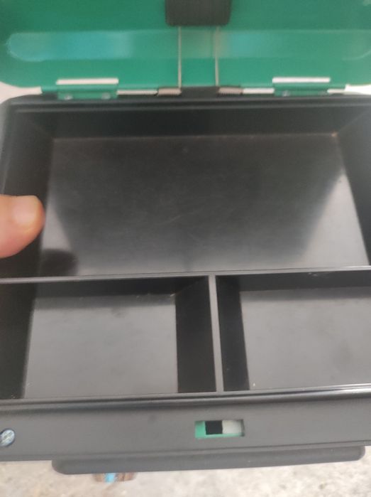 Vendo cofres pequeno e grande