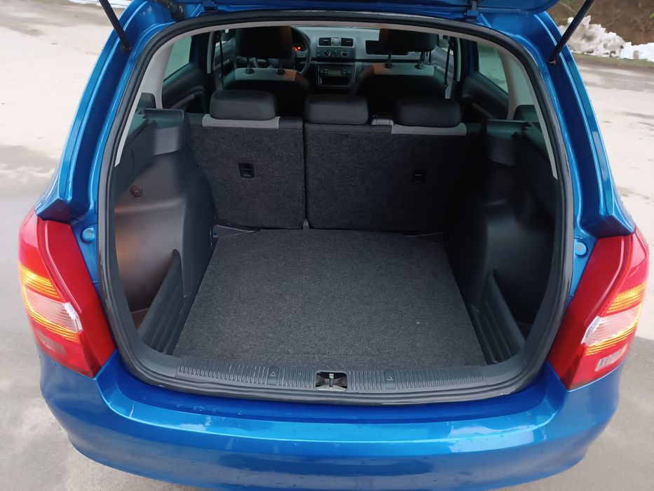 SKODA FABIA 2 LIFT rok 2013 / 1.4 benzyna/ klima / stan wzorowy