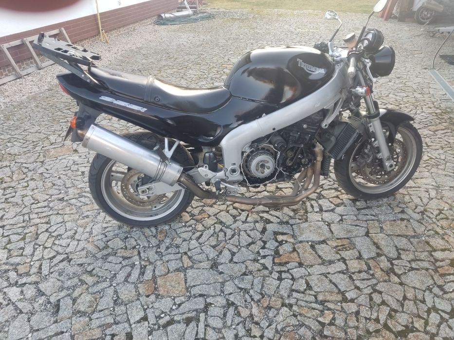 Motocykl Triumph 999i