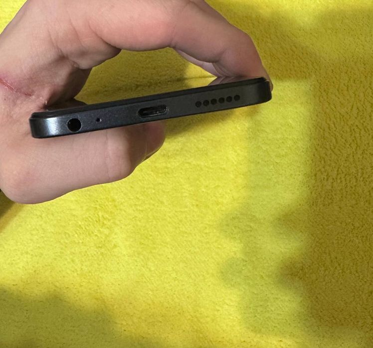 Tecno Spark 30c 128gb 6/128 gb стан нового