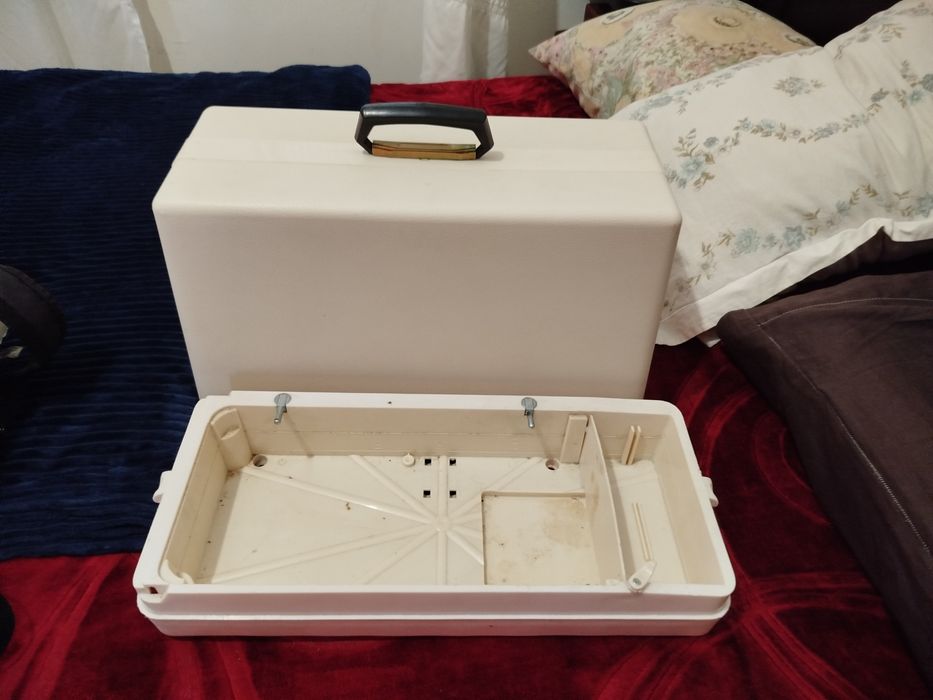 Mala de máquina de costura