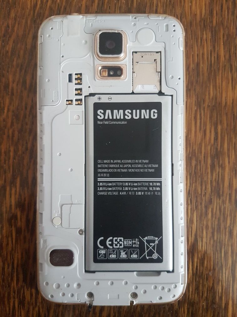 Смартфон Samsung Galaxy S5