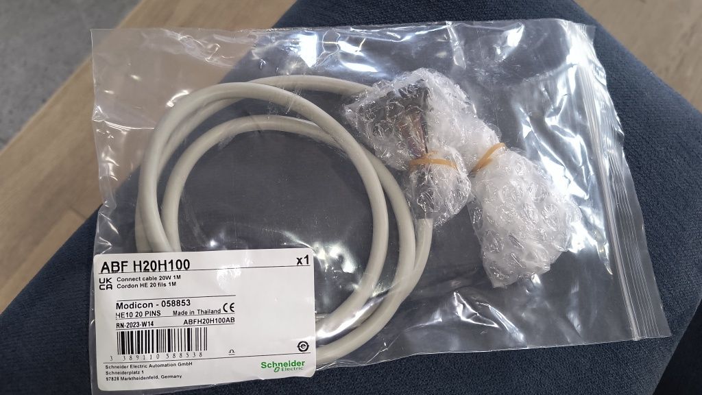 Kabel do sterowników ABFH20H100  ABFT20E200 PLC Schneider Telefast