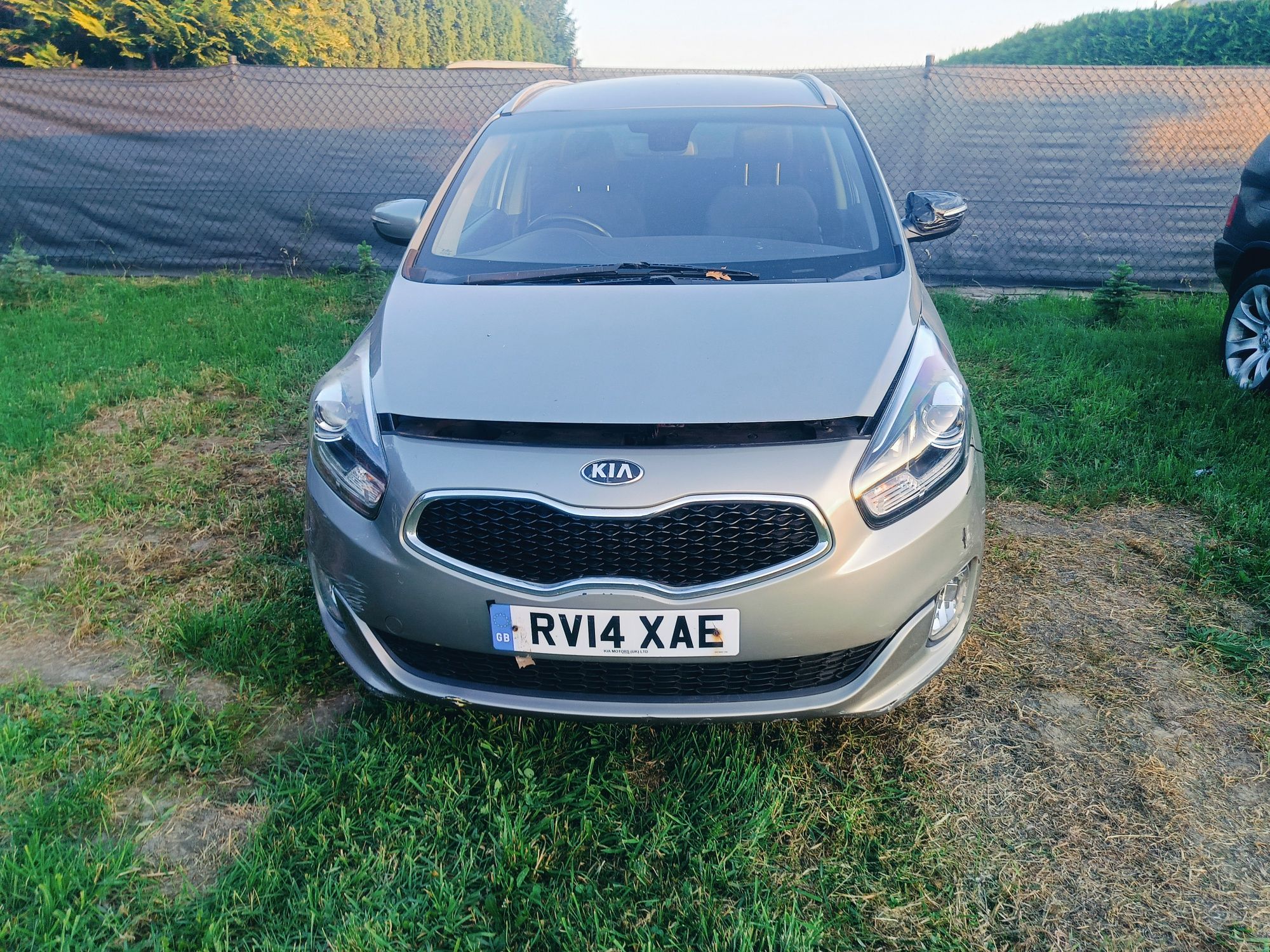 Kia carens 1.7 crdi automat anglik