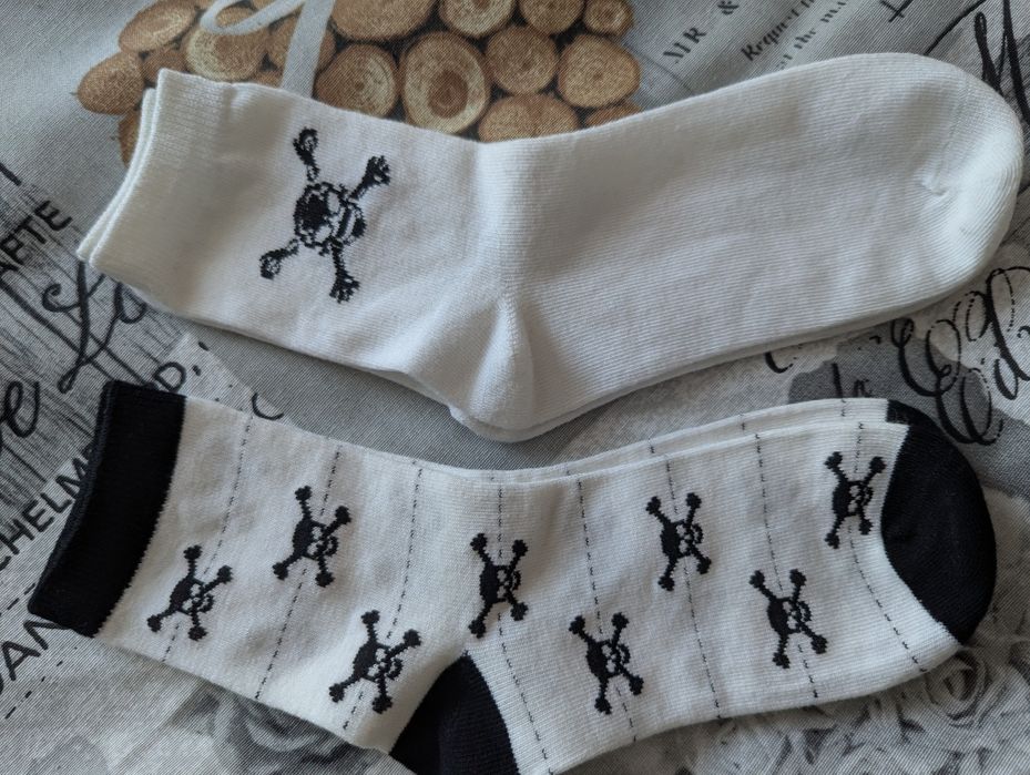 Nowe skarpetki 32-35