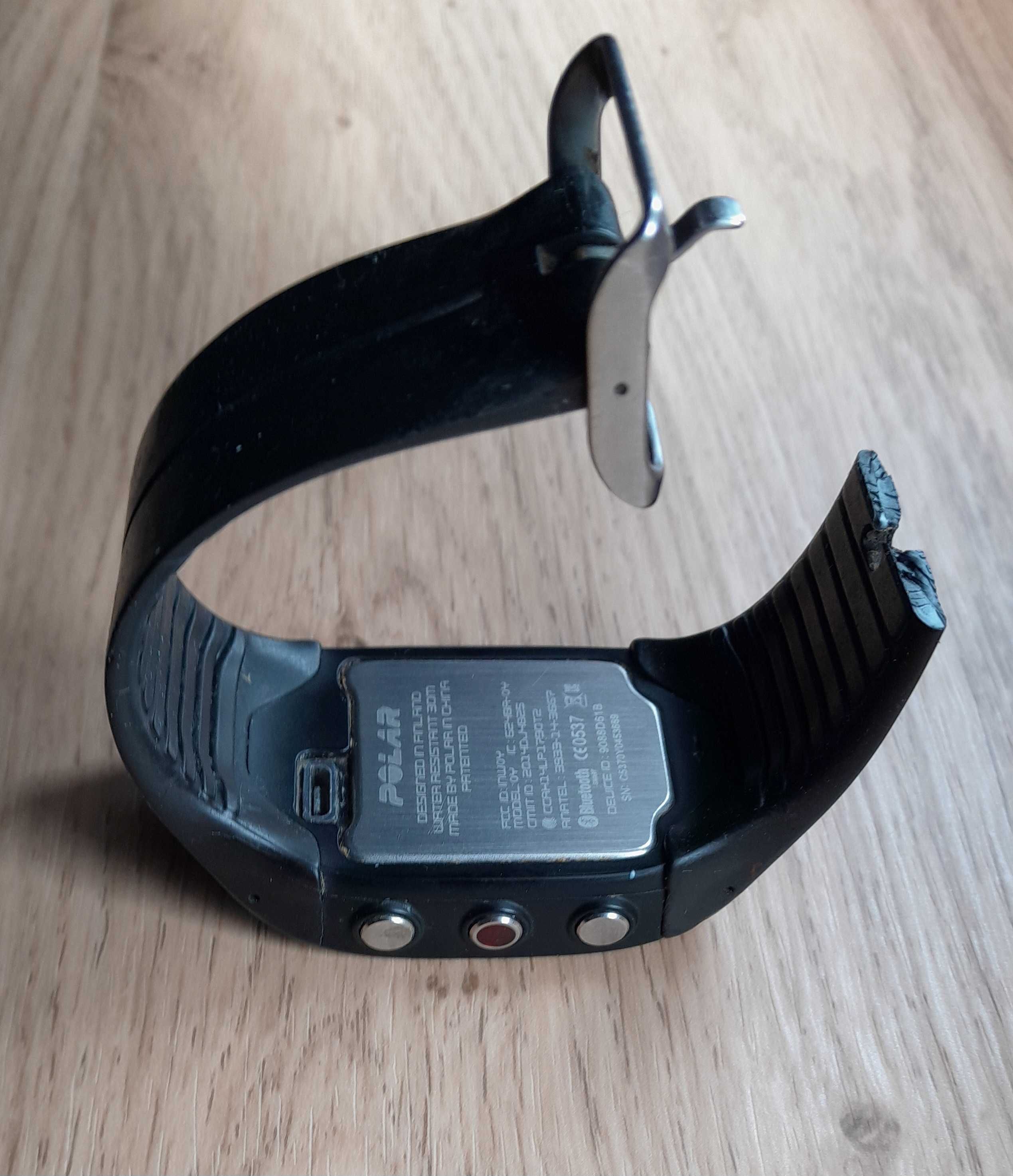 Polar M400 zegarek sportowy z GPS , czarny