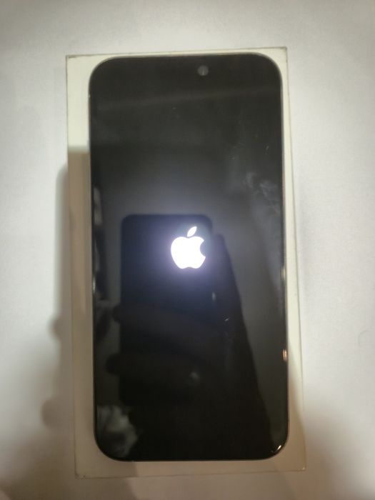 iPhone 15 pro max 256gb white 88%