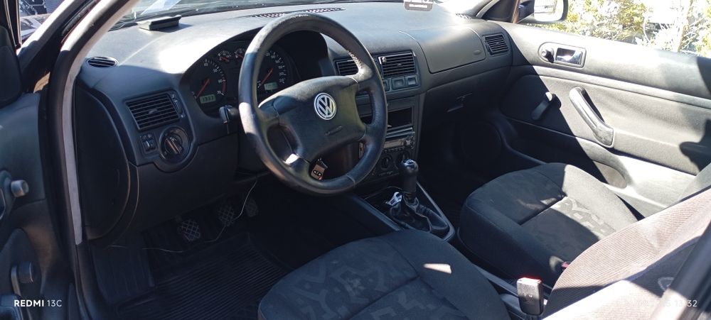Volkswagen Golf 4 Sprawna klima, Elektroniczny wyświetlacz+Nowy PT!